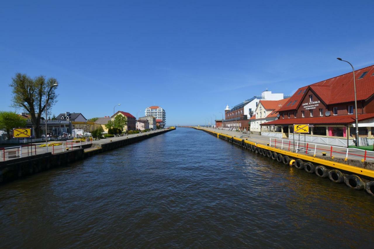 Darlowko Apartament Morski Esterno foto