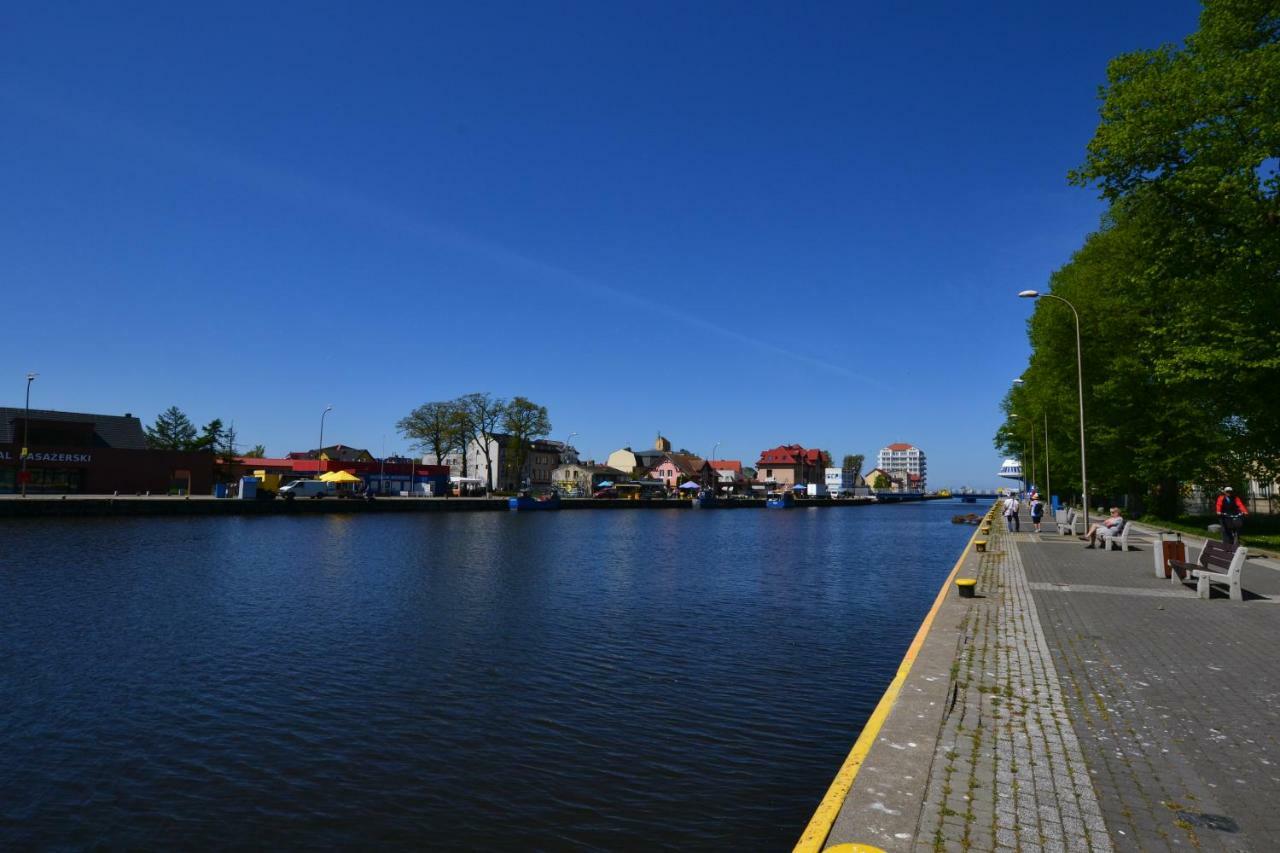 Darlowko Apartament Morski Esterno foto