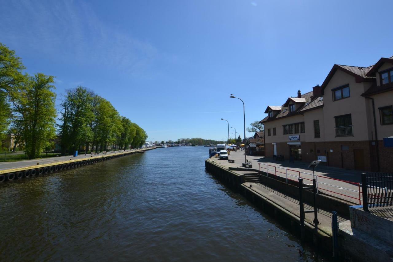 Darlowko Apartament Morski Esterno foto