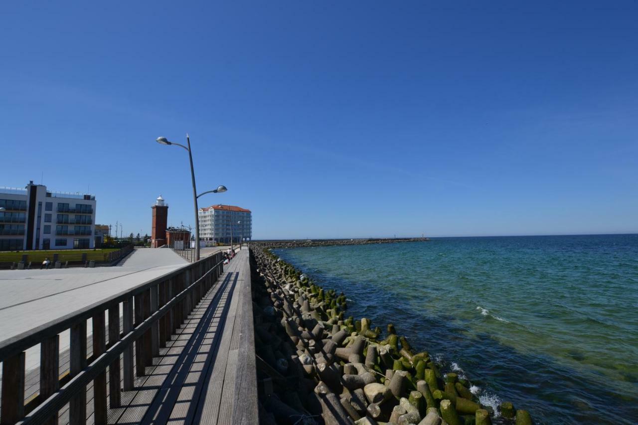 Darlowko Apartament Morski Esterno foto